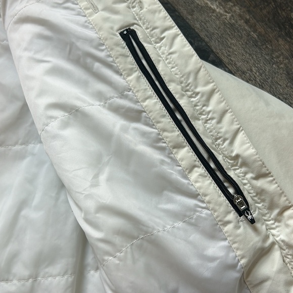 Spyder Women’s White Blue Ski Jacket Size 8 - Picture 7 of 13